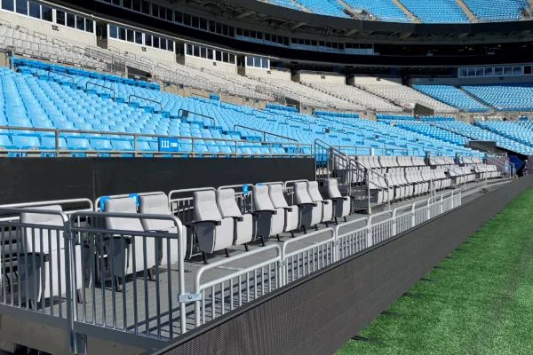 رفع مستوى مقاعد الملاعب والصالات الرياضية مع حلول يورو سيتي