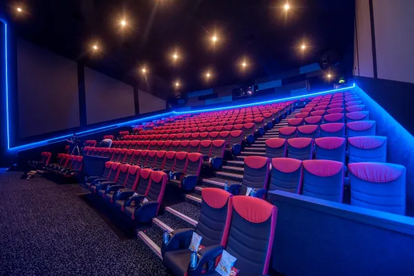 رفع تجربة السينما: مقاعد السينما من Seating System Solutions 